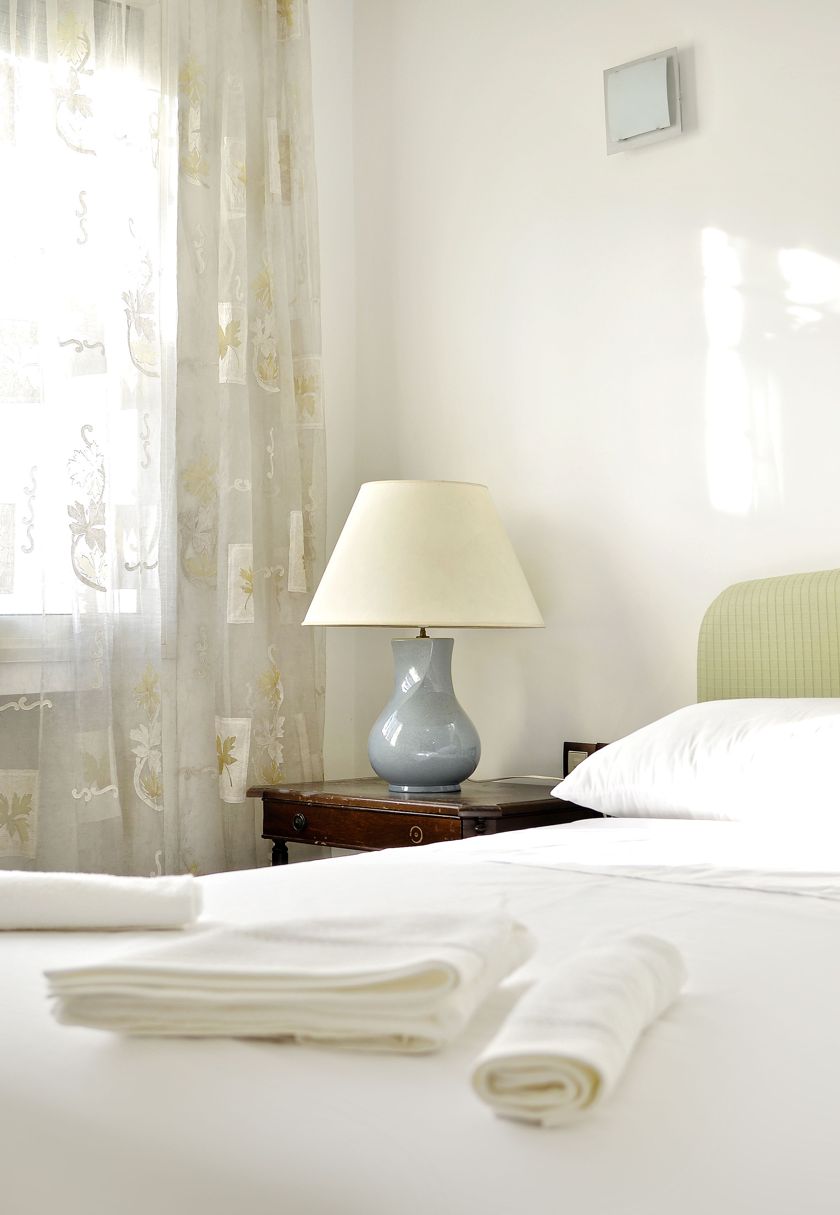 Bed and linen